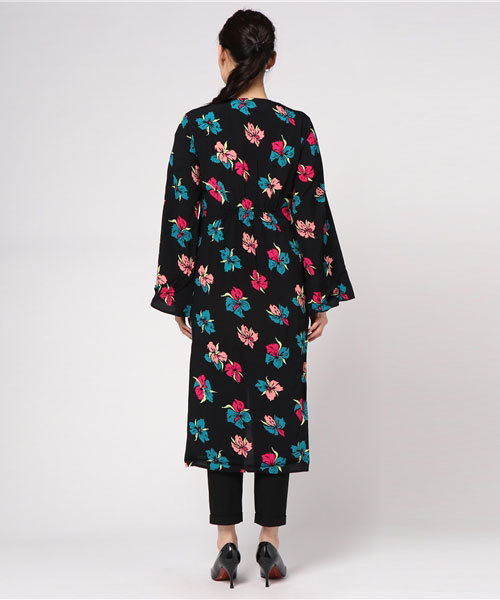 SLY（スライ）の「LIQUIDLY ORCHID GOWN（シャツ/ブラウス・レディース・ブラック/イエロー/ホワイト・FREE）」の9枚目の写真