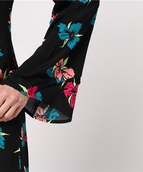 SLY（スライ）の「LIQUIDLY ORCHID GOWN（シャツ/ブラウス・レディース・ブラック/イエロー/ホワイト・FREE）」の12枚目の写真