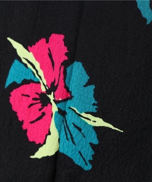 SLY（スライ）の「LIQUIDLY ORCHID GOWN（シャツ/ブラウス・レディース・ブラック/イエロー/ホワイト・FREE）」の8枚目の写真