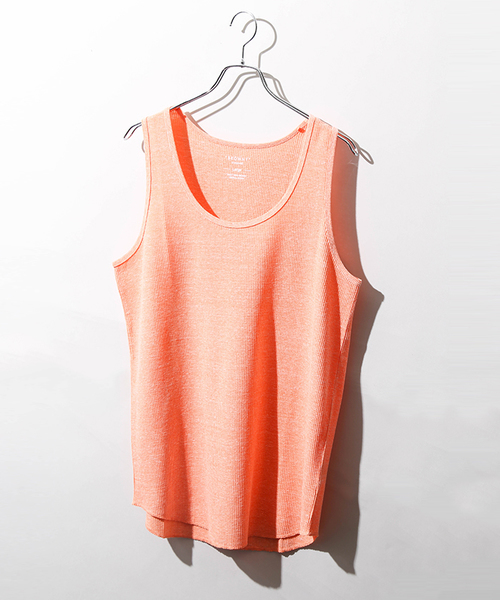 WEGO（ウィゴー）の「WEGO/カラーロングワッフルタンクトップ（タンクトップ・メンズ・オレンジ系その他/ターコイズブルー/ホワイト/イエロー系その他/オレンジ/ロイヤルブルー/ライトイエロー/ブラック/杢グレー/ホワイト系その他5・SMALL/LARGE/MEDIUM）」の9枚目の写真