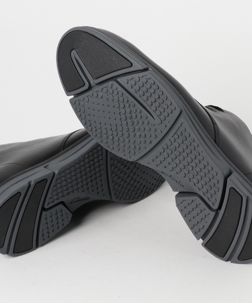 Clarks(クラークス)の「TrigenMid GTX / トライジェンミッドGTX (ブラックレザー)(ブーツ・メンズ・ブラック・10/10.5/11/6.5/7/7.5/8/8.5/9/9.5/6/12)」の4枚目の写真