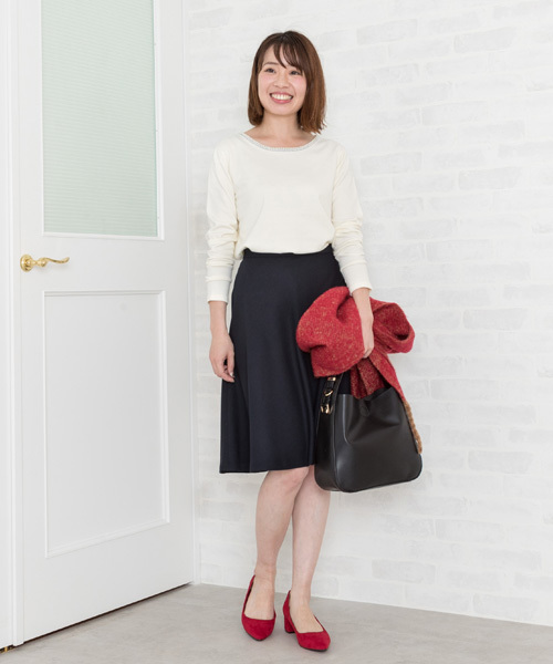 NATURAL BEAUTY BASIC（ナチュラルビューティーベーシック）の「【JJ 12月号掲載】【VERY 10月号掲載】ポインテッドブロックヒールパンプス（パンプス・レディース・レッド/ブルー/ブラック・24.5cm/24.0cm/23.0cm/23.5cm）」の18枚目の写真