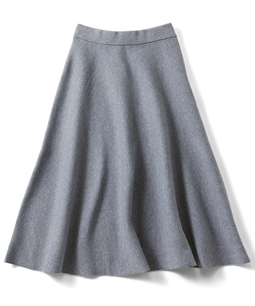 IEDIT（イディット）の「ＩＥＤＩＴ　ダブルジャカードでリュクスな張りを出した　シルエット自慢のニットフレアースカート（スカート・レディース・グレー/レッド/ブルー/ブラック/ブルーグリーン/ピンク/アイボリー/コバルトブルー・SMALL/MEDIUM/LARGE/X-LARGE/XX-LARGE）」の4枚目の写真