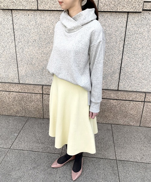 IEDIT（イディット）の「ＩＥＤＩＴ　ダブルジャカードでリュクスな張りを出した　シルエット自慢のニットフレアースカート（スカート・レディース・グレー/レッド/ブルー/ブラック/ブルーグリーン/ピンク/アイボリー/コバルトブルー・SMALL/MEDIUM/LARGE/X-LARGE/XX-LARGE）」の14枚目の写真