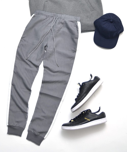MinoriTY（マイノリティ）の「メンズTRサイドラインジョガーイージーパンツ（その他パンツ・メンズ・ブラック×グレー/ブラック×ホワイト/グレー系その他/ベージュ系その他/グリーン系その他/ブルー系その他/グレー×ホワイト/グレー系その他2・L/M/XL）」の5枚目の写真