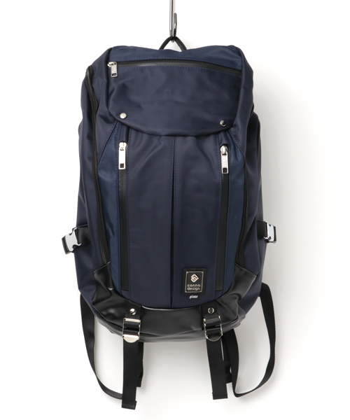 CONNA DESIGN（コンナデザイン）の「【glosso (グロッソ)】多機能 大容量 バックパック（バックパック/リュック・メンズ・ブラック/ネイビー/チャコールグレー・FREE）」の3枚目の写真