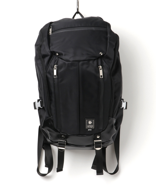 CONNA DESIGN（コンナデザイン）の「【glosso (グロッソ)】多機能 大容量 バックパック（バックパック/リュック・メンズ・ブラック/ネイビー/チャコールグレー・FREE）」の2枚目の写真