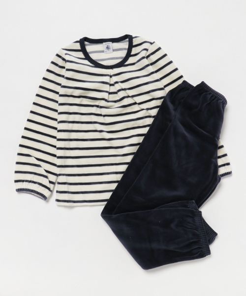 PETIT BATEAU（プチバトー）の「ベロアボーダー長袖パジャマ（ルーム 