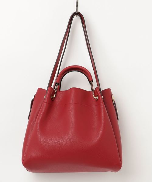 NATURAL BEAUTY BASIC(ナチュラルビューティーベーシック)の「メタルハンドルタックショルダー(ショルダーバッグ・レディース・ブラック/ベージュ/レッド・フリ-)」の3枚目の写真