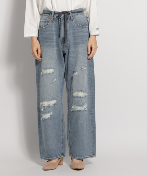 niko and...(ニコアンド)の「13オンスオーバーサイズパンツ(デニムパンツ・レディース・ライトブルー/ブルー・MEDIUM/LARGE)」の8枚目の写真