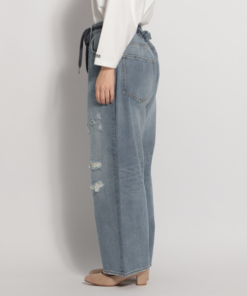 niko and...(ニコアンド)の「13オンスオーバーサイズパンツ(デニムパンツ・レディース・ライトブルー/ブルー・MEDIUM/LARGE)」の9枚目の写真