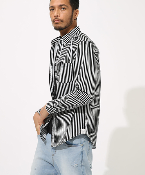 AZUL by moussy（アズールバイマウジー）の「COTTON DUNP BASIC SHIRT/コットンダンプベーシックシャツ（シャツ/ブラウス・メンズ・ホワイト/ベージュ/ネイビー/ピンク/ブラック系その他・SMALL/MEDIUM/LARGE/X-LARGE）」の2枚目の写真