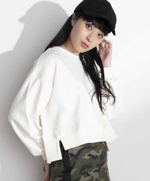 WEGO（ウィゴー）の「WEGO/カットリブショートスウェット（スウェット・レディース・ベージュ/オフホワイト/ピンク/ライトパープル・FREE）」の2枚目の写真