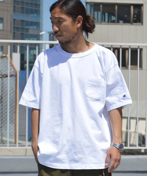 Champion（チャンピオン）の「Champion / チャンピオン T1011 US POCKET T-SHIRT（Tシャツ/カットソー・メンズ・ピンク/ブラック/ホワイト/ネイビー/グレー/ライトイエロー・M/L/XL）」の2枚目の写真