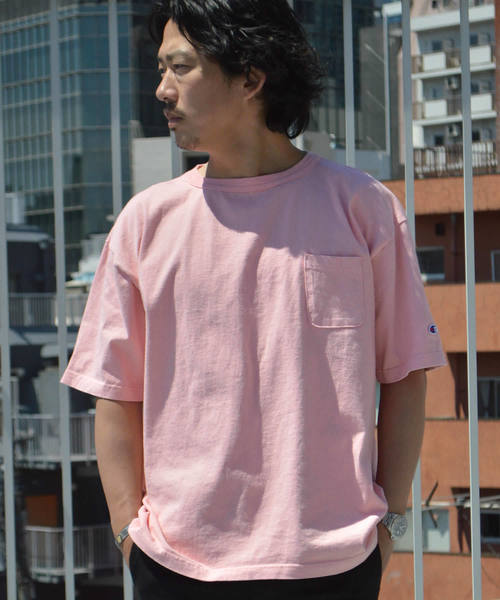 Champion（チャンピオン）の「Champion / チャンピオン T1011 US POCKET T-SHIRT（Tシャツ/カットソー・メンズ・ピンク/ブラック/ホワイト/ネイビー/グレー/ライトイエロー・M/L/XL）」の6枚目の写真
