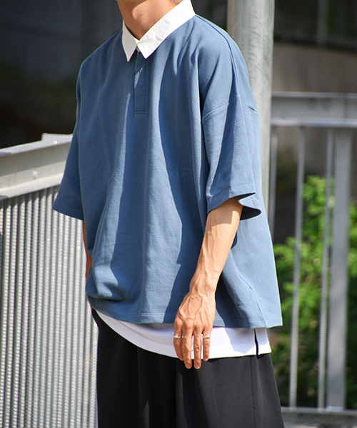 kutir（クティール）の「ビッグシルエットラガーシャツ（Tシャツ/カットソー・メンズ・ライトブルー/ベージュ/レッド系その他・MEDIUM/LARGE）」の3枚目の写真