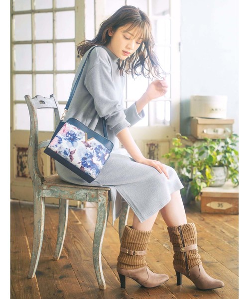 GeeRA(ジーラ)の「ニット使いミドル丈ブーツ(ブーツ・レディース・ブラック/ベージュ・SMALL/MEDIUM/LARGE/X-LARGE)」の5枚目の写真
