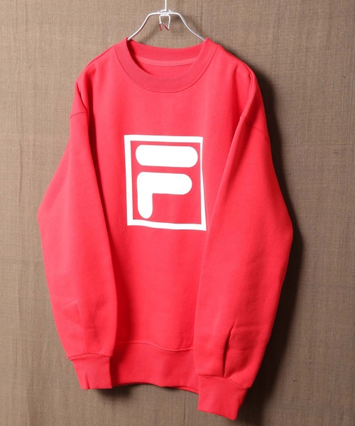 FILA(フィラ)の「【FILA フィラ】レディースビッグロゴスウェット / トレーナー ドロップショルダー ロゴ ビックシルエット スポーティーカジュアル / ワンマイルウェア / ルームウェア(スウェット・レディース・ホワイト/ブラック/レッド・SMALL/MEDIUM/LARGE/X-LARGE)」の7枚目の写真