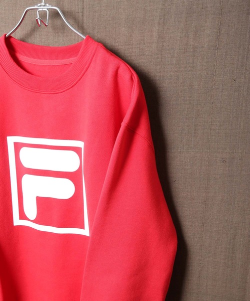 FILA(フィラ)の「【FILA フィラ】レディースビッグロゴスウェット / トレーナー ドロップショルダー ロゴ ビックシルエット スポーティーカジュアル / ワンマイルウェア / ルームウェア(スウェット・レディース・ホワイト/ブラック/レッド・SMALL/MEDIUM/LARGE/X-LARGE)」の8枚目の写真