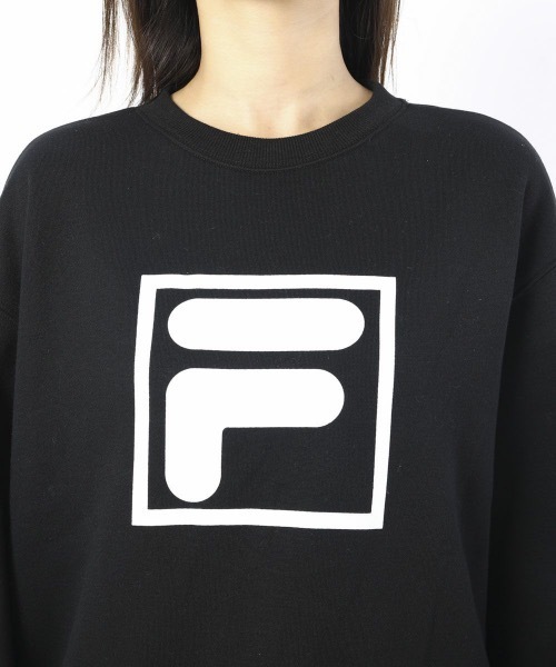FILA(フィラ)の「【FILA フィラ】レディースビッグロゴスウェット / トレーナー ドロップショルダー ロゴ ビックシルエット スポーティーカジュアル / ワンマイルウェア / ルームウェア(スウェット・レディース・ホワイト/ブラック/レッド・SMALL/MEDIUM/LARGE/X-LARGE)」の22枚目の写真