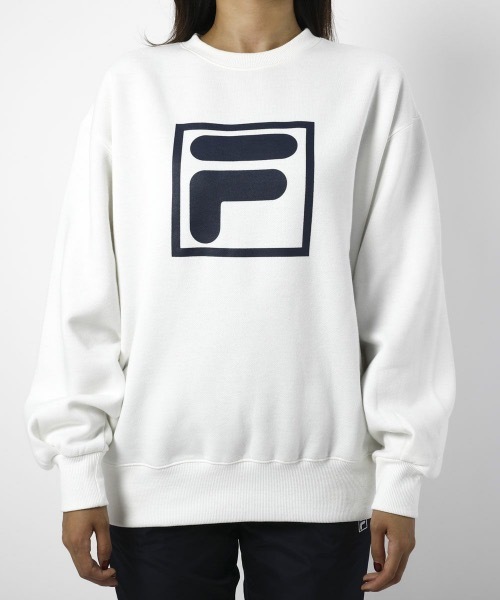 FILA(フィラ)の「【FILA フィラ】レディースビッグロゴスウェット / トレーナー ドロップショルダー ロゴ ビックシルエット スポーティーカジュアル / ワンマイルウェア / ルームウェア(スウェット・レディース・ホワイト/ブラック/レッド・SMALL/MEDIUM/LARGE/X-LARGE)」の19枚目の写真