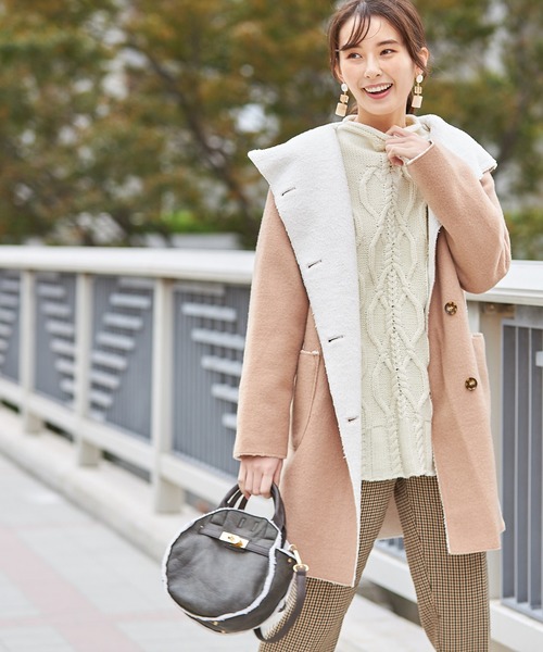 GUSCIO（グッシオ）の「【GUSCIO】ラウンドバッグ ムートン調ボア  