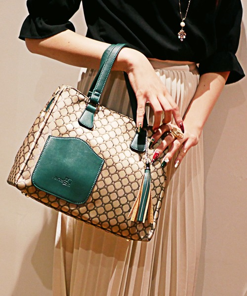 INGRESSO(イングレッソ)の「【 INGRESSO / イングレッソ 】 ジャガード 2way トート バッグ / B5サイズ(ショルダーバッグ・レディース・グリーン/ブラック/ブラウン・FREE)」の3枚目の写真