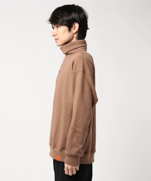 TonyTaizsun（トニータイズサン）の「TONY TaizSun TURTLENECK PULLOVER (トニータイズサン 別注タートルネックプルオーバー)(2colors)(Unisex)(タートルネック)（スウェット・メンズ・ブラック/ブラウン・L/M）」の13枚目の写真