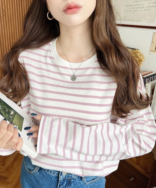 moment+（モーメントプラス）の「【累計販売枚数10万枚突破！】綿100％無地＆ボーダー.オーバーサイズロングスリーブTシャツ（Tシャツ/カットソー・レディース・グレイッシュベージュ/ライトグリーン/ブラック/パープル/オフホワイト/カーキ/オレンジ/ブラウン/ベージュ/ブルー/ミント/イエロー/グリーン/ブラック系その他/ピンク/レッド/ベージュ系その他/グレー/サックスブルー/チャコールグレー/杢グレー/ピンク系その他・M/FREE）」の20枚目の写真