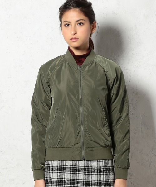 green label relaxing(グリーンレーベルリラクシング)の「GC P MA-1 ブルゾン ◆(ブルゾン・レディース・オリーブ/ネイビー・38/40)」の4枚目の写真