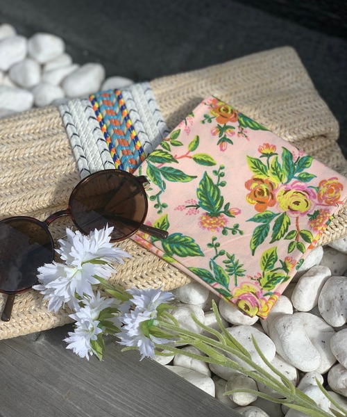 MILLION CARATS(�~���I���J���b�c)�́yGIFT�z<RIFLE PAPER CO.>�n���J�` Rose Jardin(�n���J�`/�n���h�^�I��)