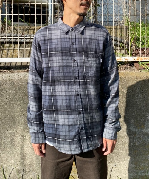 Hurley (ハーレー)の「HURLEY/ハーレー チェック柄 カラーシャツ CU1010(シャツ/ブラウス・メンズ・グレー/グリーン/グレー系その他/マルチ/ブルー系その他/ブラウン・M/L)」の2枚目の写真