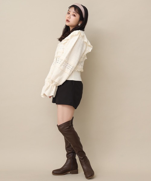 one after another NICE CLAUP（ワンアフターアナザーナイスクラップ）の「フリルニットカーディガン（カーディガン/ボレロ・レディース・アイボリー/ブラウン/ベージュ・FREE）」の5枚目の写真