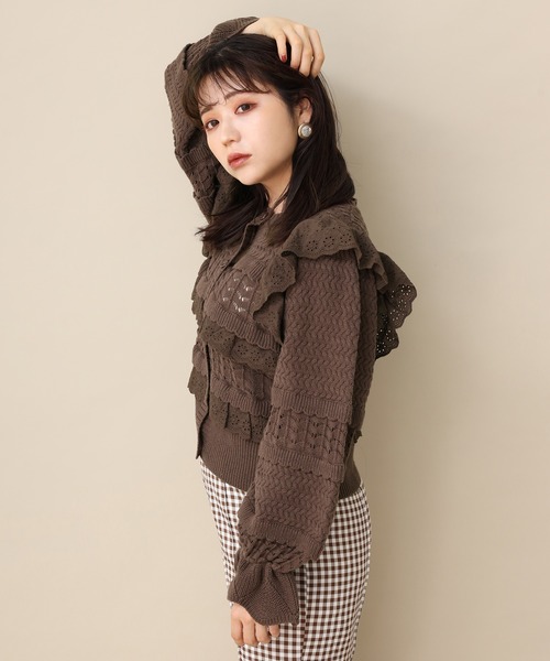 one after another NICE CLAUP（ワンアフターアナザーナイスクラップ）の「フリルニットカーディガン（カーディガン/ボレロ・レディース・アイボリー/ブラウン/ベージュ・FREE）」の11枚目の写真