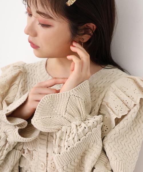 one after another NICE CLAUP（ワンアフターアナザーナイスクラップ）の「フリルニットカーディガン（カーディガン/ボレロ・レディース・アイボリー/ブラウン/ベージュ・FREE）」の10枚目の写真