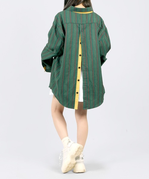 DING（ディング）の「DING/バックボタンストライプシャツ（シャツ/ブラウス・レディース・グリーン/ブラック・FREE）」の5枚目の写真
