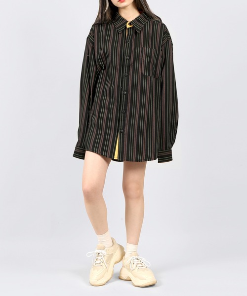 DING（ディング）の「DING/バックボタンストライプシャツ（シャツ/ブラウス・レディース・グリーン/ブラック・FREE）」の9枚目の写真