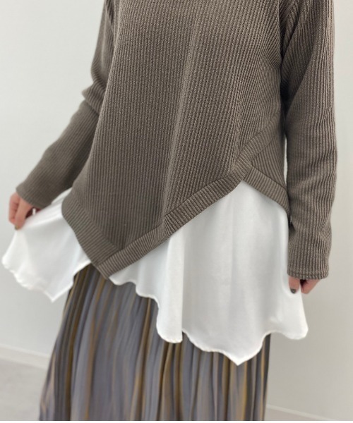 Ambre Neige（アンブルネージュ）の「レイヤード風トップス／【WEB/EC限定商品】（ニット/セーター・レディース・ブラック/モカ・FREE）」の3枚目の写真