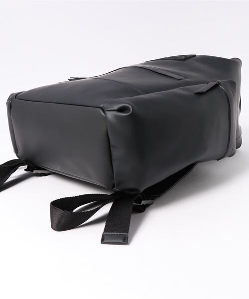 HUNTER(ハンター)の「《HUNTER》ORG TOPCLIP BACKPACK - RUB LTH(バックパック/リュック・メンズ・ブラック・フリー)」の4枚目の写真