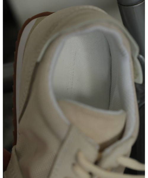 TODAYFUL（トゥデイフル）の「レザーxメッシュスニーカー（Leather x