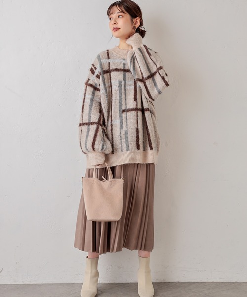 natural couture（ナチュラルクチュール）の「シャギーチェックゆったりニット（ニット/セーター・レディース・ブラック/ベージュ/アイボリー・FREE）」の12枚目の写真