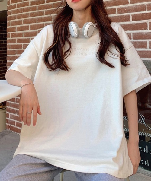 meJane(ミージェーン)の「逆さ3D立体ロゴビックシルエットTシャツ【ZOZOTOWN限定】(Tシャツ/カットソー・レディース・ホワイト/チャコールグレー/ブラック/モカ・FREE)」の5枚目の写真