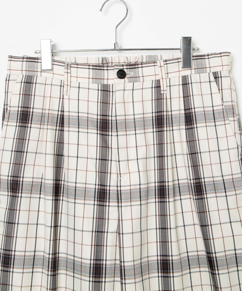 WEGO（ウィゴー）の「WEGO/レトロチェックセミワイドスラックス（スラックス・メンズ・ブラウン系その他2/ベージュ系その他2・MEDIUM/LARGE）」の4枚目の写真