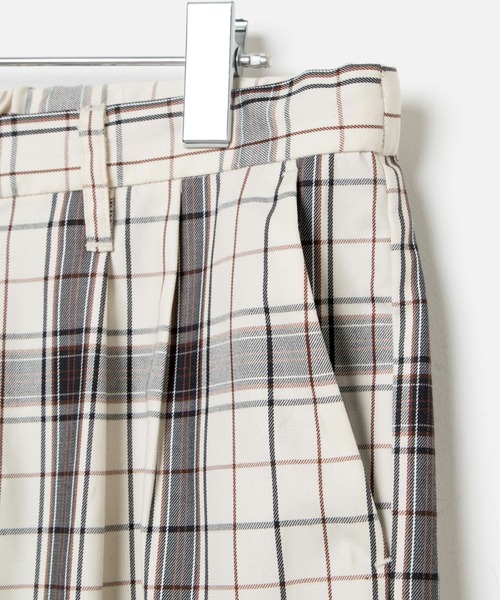 WEGO（ウィゴー）の「WEGO/レトロチェックセミワイドスラックス（スラックス・メンズ・ブラウン系その他2/ベージュ系その他2・MEDIUM/LARGE）」の5枚目の写真