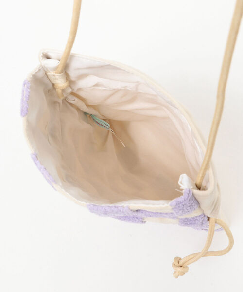 Ray BEAMS（レイビームス）の「Lilas Campbell × Ray BEAMS / 別注 チェッカー 巾着 バッグ（ショルダーバッグ・レディース・ブラック/オフホワイト・ONE SIZE）」の22枚目の写真