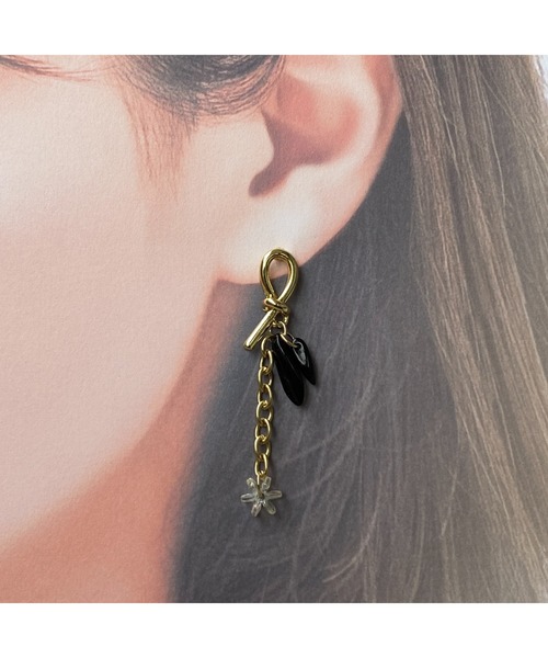 tone(トーン)の「【-lensa-】ゴールドチェーンのシンプル結び目ピアス(MA)(ピアス(両耳用)・レディース・ゴールド・FREE)」の2枚目の写真