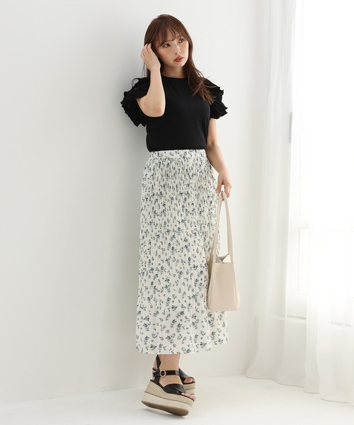 one after another NICE CLAUP(ワンアフターアナザーナイスクラップ)の「プリーツスカート(スカート・レディース・ベージュ/グレー/ベージュ系その他/ブルー系その他・FREE)」の8枚目の写真
