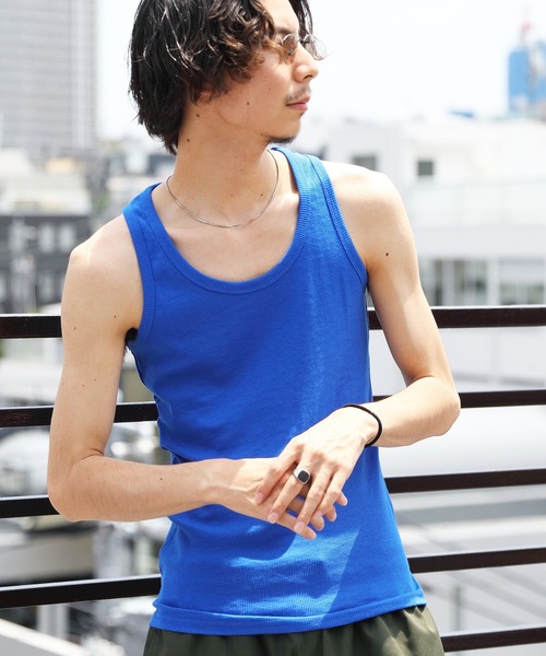 ８(eight)（エイト）の「シンプル無地タンクトップ（タンクトップ・メンズ・チャコールグレー/オフホワイト/モカ/オリーブ/ブルー/ダークブルー/ターコイズブルー/バーガンディー/パープル/レッド/オレンジ/ライトピンク/ブラック/イエロー/ライム/杢グレー/ライトグレー/ヘザーチャコール/ネイビー/インディゴブルー/ブラウン・MEDIUM/X-LARGE/LARGE）」の14枚目の写真