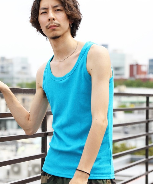 ８(eight)（エイト）の「シンプル無地タンクトップ（タンクトップ・メンズ・チャコールグレー/オフホワイト/モカ/オリーブ/ブルー/ダークブルー/ターコイズブルー/バーガンディー/パープル/レッド/オレンジ/ライトピンク/ブラック/イエロー/ライム/杢グレー/ライトグレー/ヘザーチャコール/ネイビー/インディゴブルー/ブラウン・MEDIUM/X-LARGE/LARGE）」の22枚目の写真