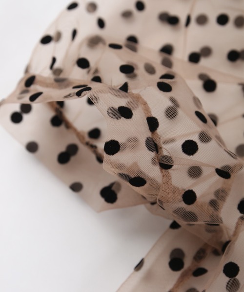 MAISON DE THERESE（メゾン ド テレーズ）の「ドット柄　キャミソール付き　チュールブラウス（シャツ/ブラウス・レディース・ブラック/ブラウン/ベージュ/ホワイト・M）」の7枚目の写真